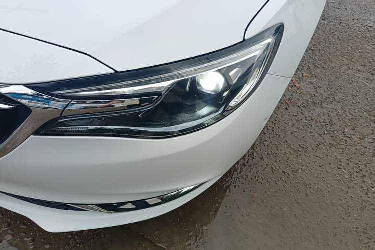 Used Buick Excelle GX 2018 18T Automatic Elite Model Left Front Headlight