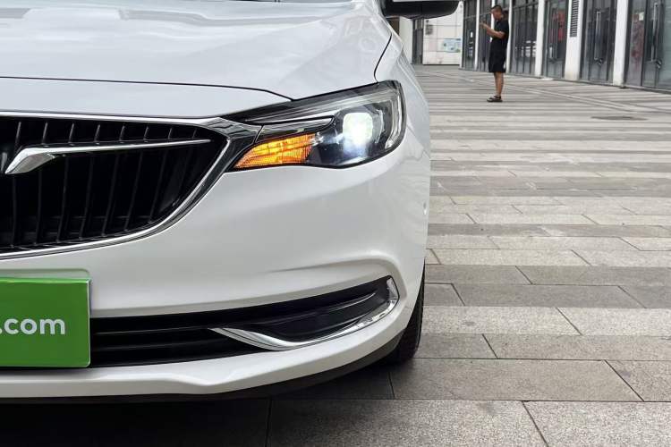 Used Buick Excelle GX 2018 18T Automatic Flagship Model Left Front Headlight