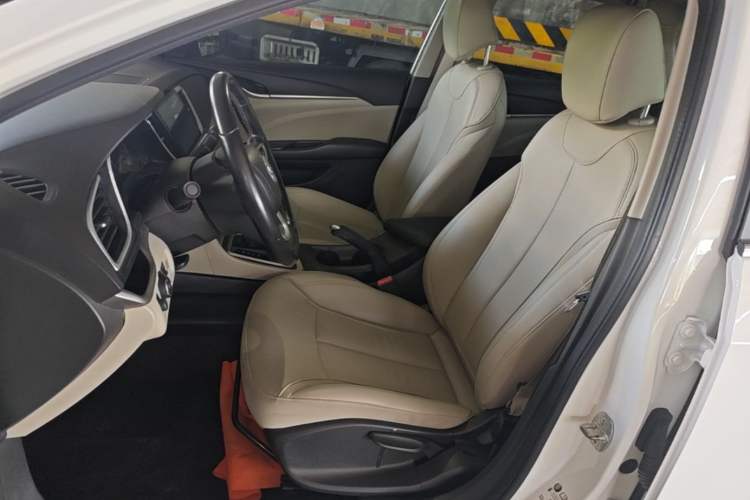 Used Buick Excelle GX 2018 15T Dual-Clutch Elite Model Left Front Seat