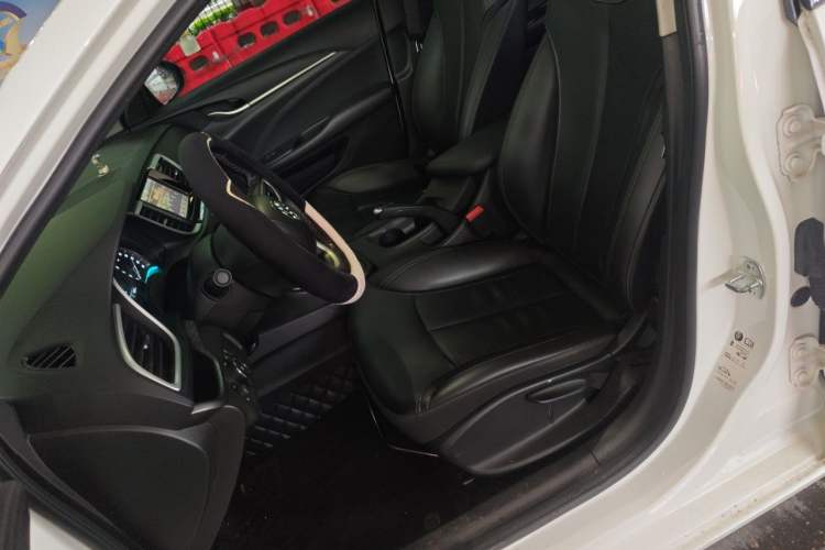 Used Buick Excelle GX 2018 18T Automatic Elite Model Left Front Seat