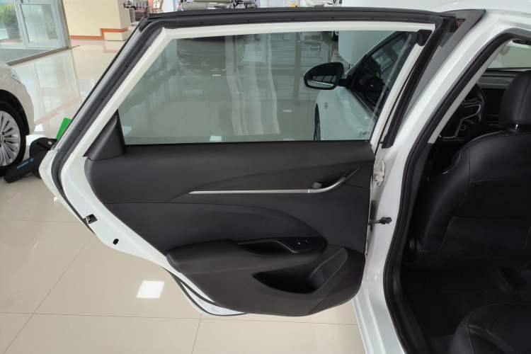 Used Buick Excelle GX 2018 18T Automatic Elite Model Left Rear Door Interior