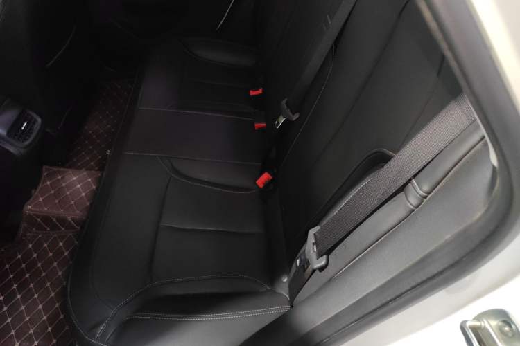 Used Buick Excelle GX 2018 18T Automatic Elite Model Left Rear Seat