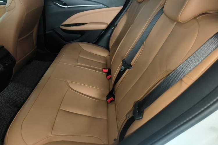 Used Buick Excelle GX 2018 18T Automatic Flagship Model Left Rear Seat