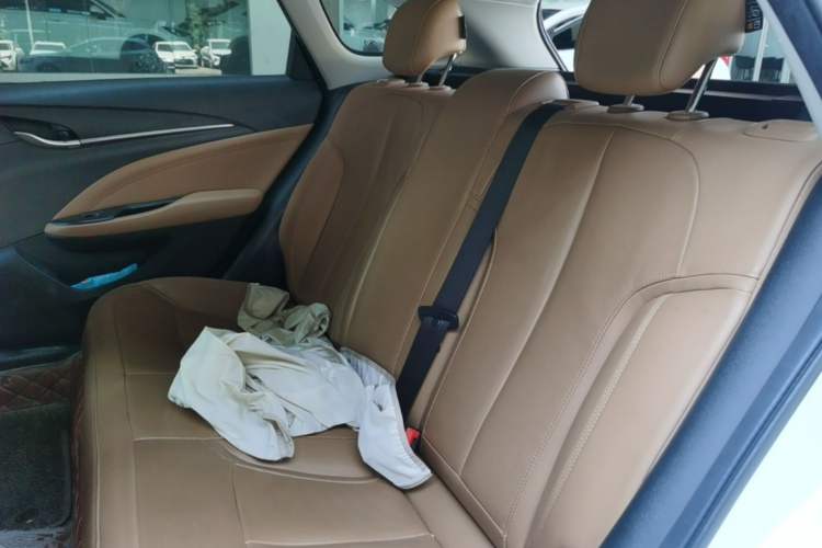 Used Buick Excelle GX 2018 18T Automatic Flagship Model Left Rear Seat