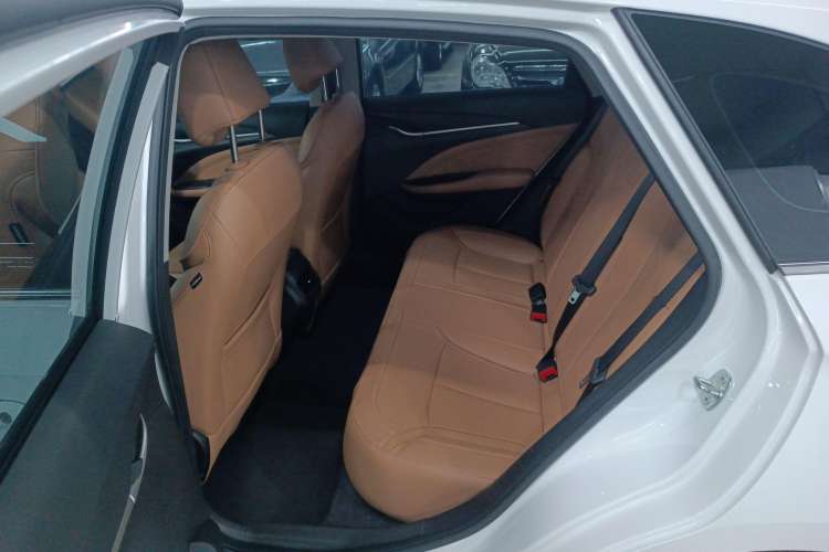 Used Buick Excelle GX 2018 18T Automatic Flagship Model Left Rear Seat