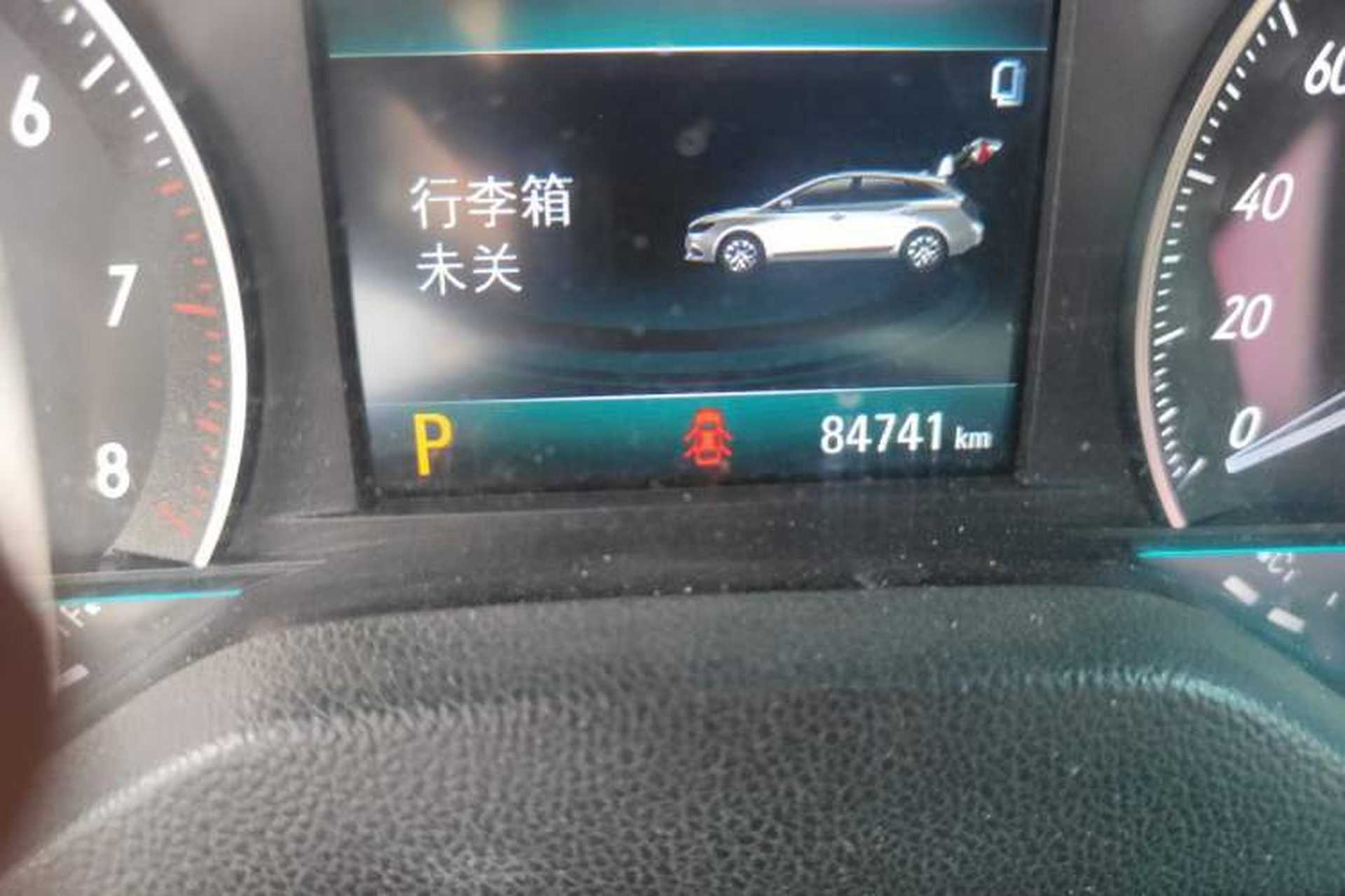 Used Buick Excelle GX 2018 18T Automatic Flagship Model Odometer Close Up