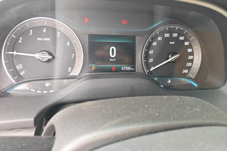Used Buick Excelle GX 2018 15T Dual-Clutch Elite Model Odometer Close Up