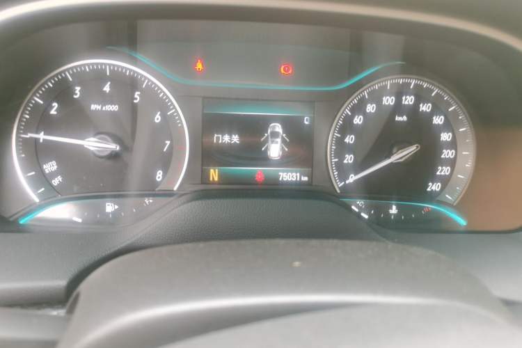 Used Buick Excelle GX 2018 18T Automatic Flagship Model Odometer Close Up