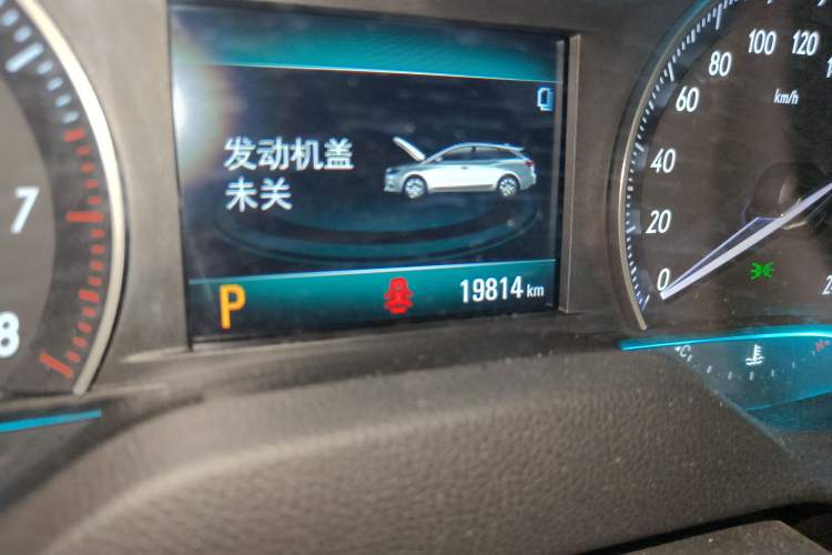 Used Buick Excelle GX 2018 18T Automatic Flagship Model Odometer Close Up