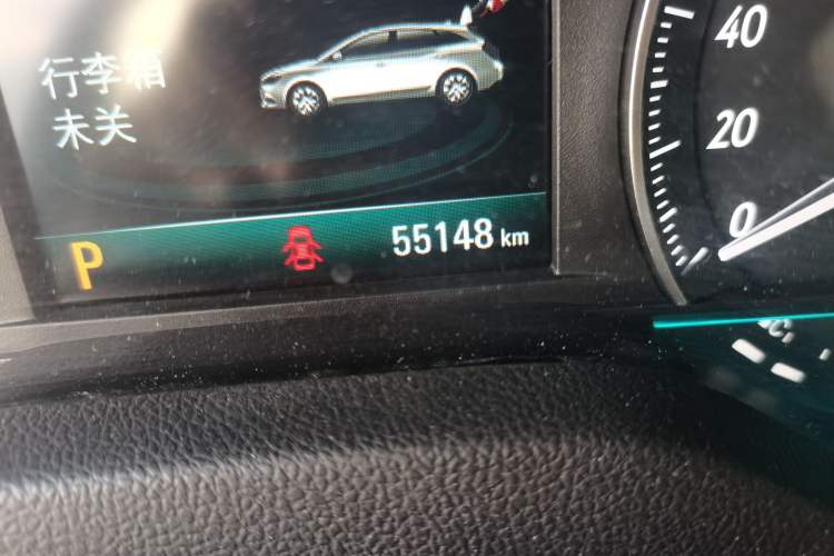 Used Buick Excelle GX 2018 18T Automatic Flagship Model Odometer Close Up