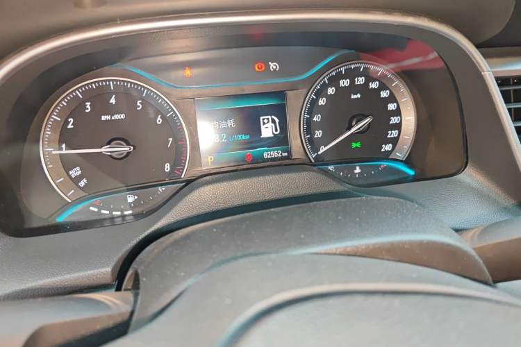 Used Buick Excelle GX 2018 18T Automatic Elite Model Odometer Close Up