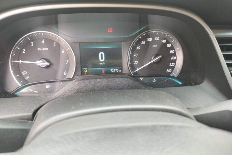 Used Buick Excelle GX 2018 18T Automatic Flagship Model Odometer Close Up