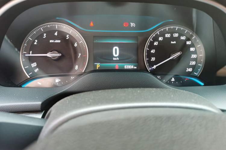 Used Buick Excelle GX 2018 15T Dual-Clutch Elite Model Odometer Close Up