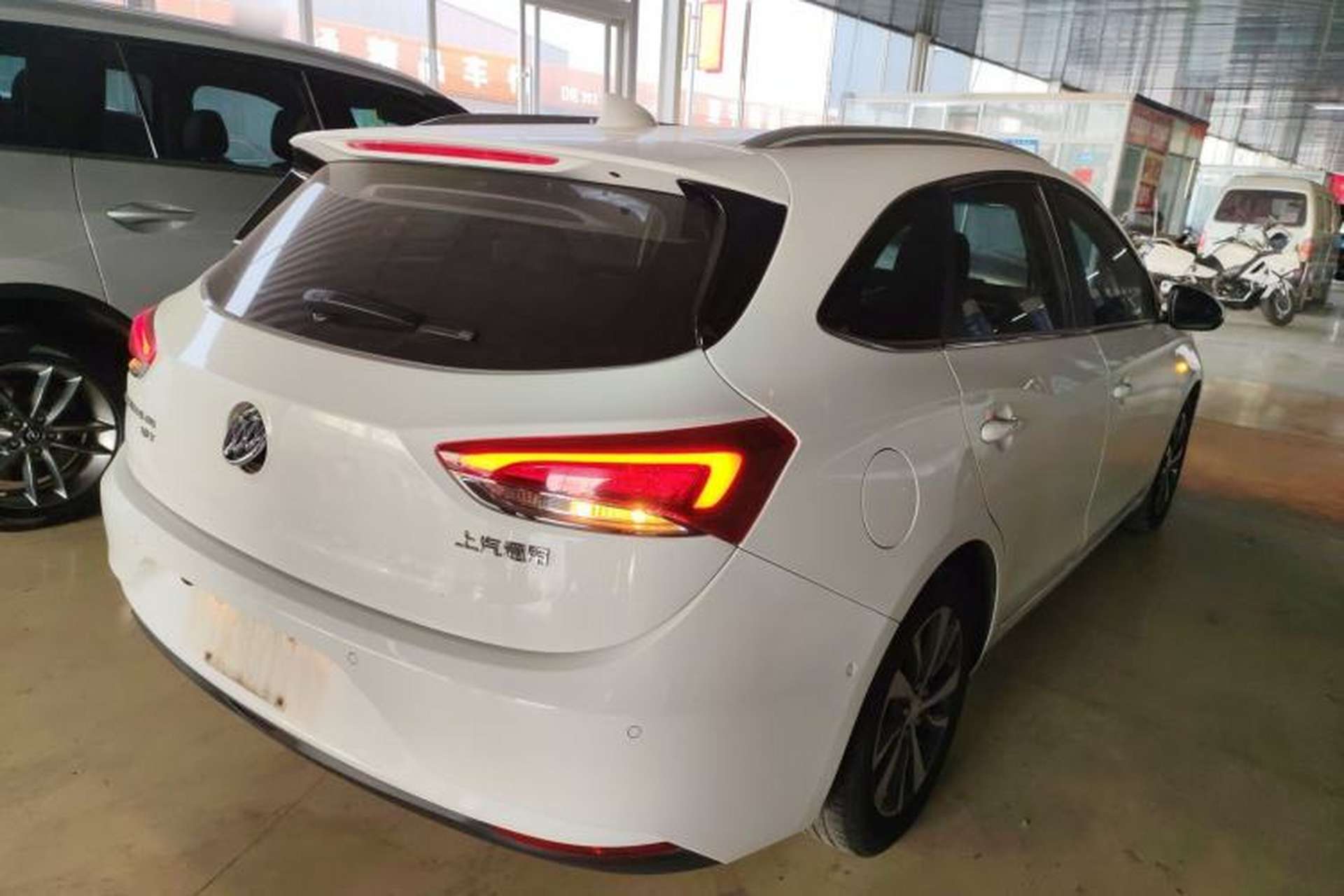 Used Buick Excelle GX 2018 18T Automatic Elite Model Rear Right 45 Deg
