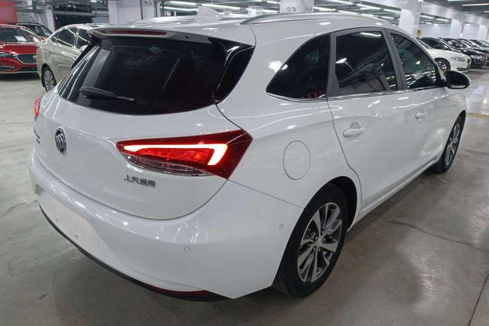 Used Buick Excelle GX 2018 18T Automatic Flagship Model Rear Right 45 Deg
