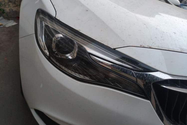 Used Buick Excelle GX 2018 15T Dual-Clutch Elite Model Right Front Headlight