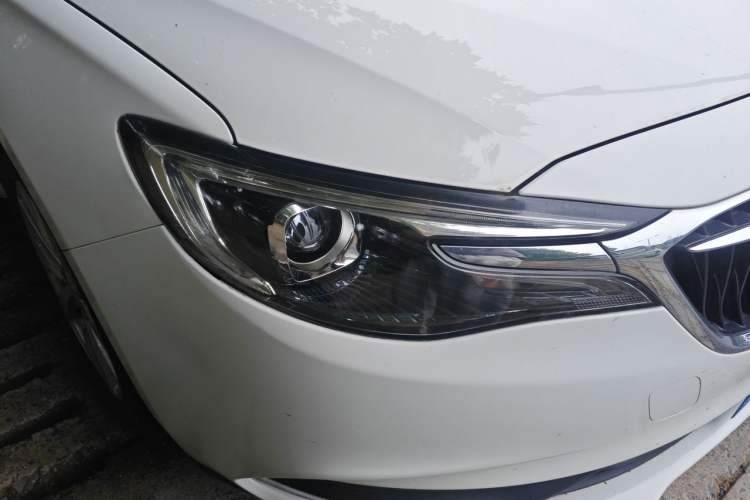 Used Buick Excelle GX 2018 15T Dual-Clutch Elite Model Right Front Headlight