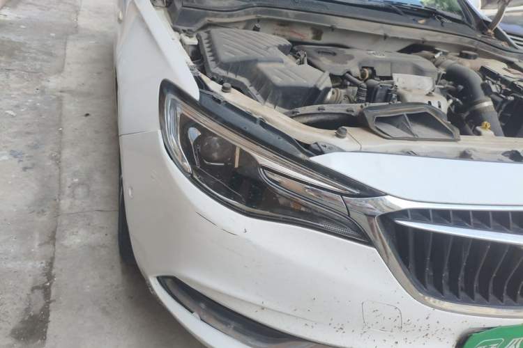 Used Buick Excelle GX 2018 18T Automatic Elite Model Right Front Headlight