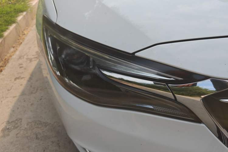 Used Buick Excelle GX 2018 18T Automatic Elite Model Right Front Headlight