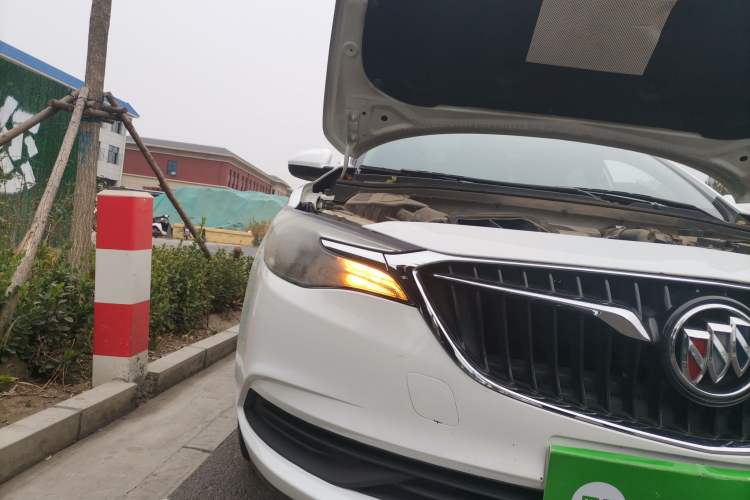 Used Buick Excelle GX 2018 15T Dual-Clutch Elite Model Right Front Headlight