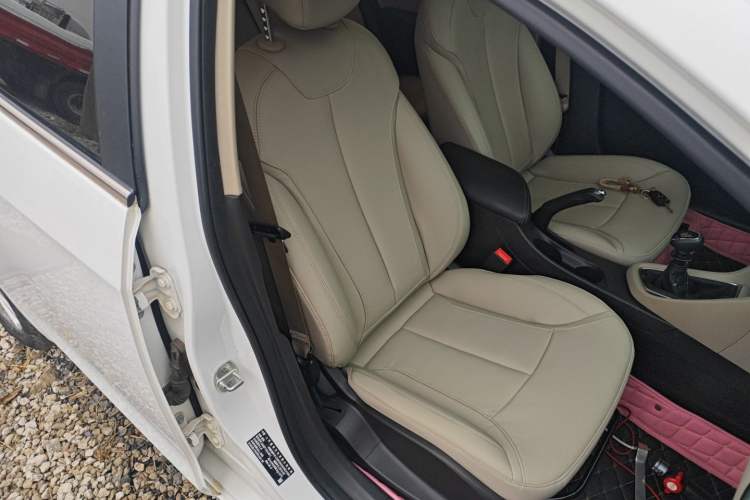 Used Buick Excelle GX 2018 15T Manual Elite Model Right Front Seat