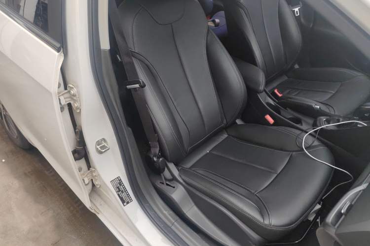 Used Buick Excelle GX 2018 18T Automatic Elite Model Right Front Seat
