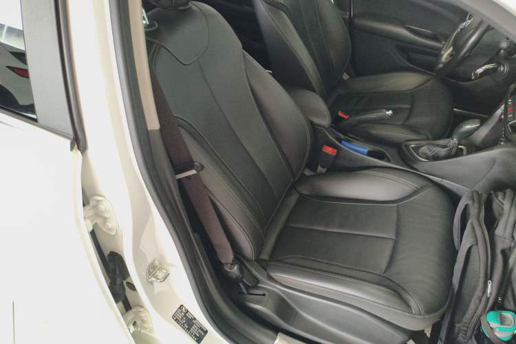 Used Buick Excelle GX 2018 18T Automatic Elite Model Right Front Seat
