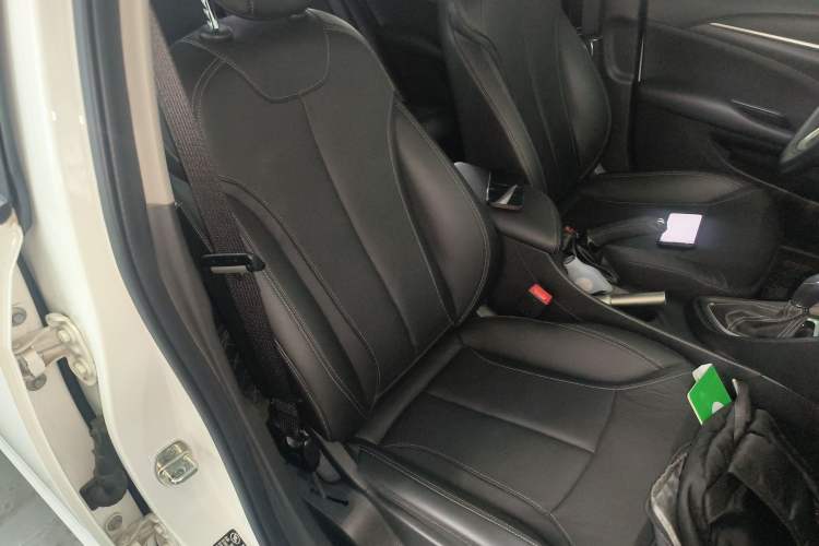 Used Buick Excelle GX 2018 18T Automatic Elite Model Right Front Seat