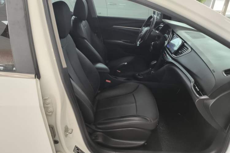 Used Buick Excelle GX 2018 18T Automatic Elite Model Right Front Seat