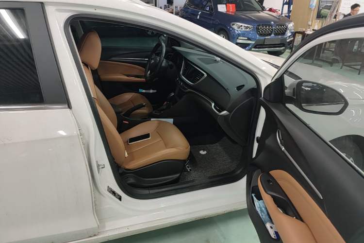 Used Buick Excelle GX 2018 18T Automatic Flagship Model Right Front Seat