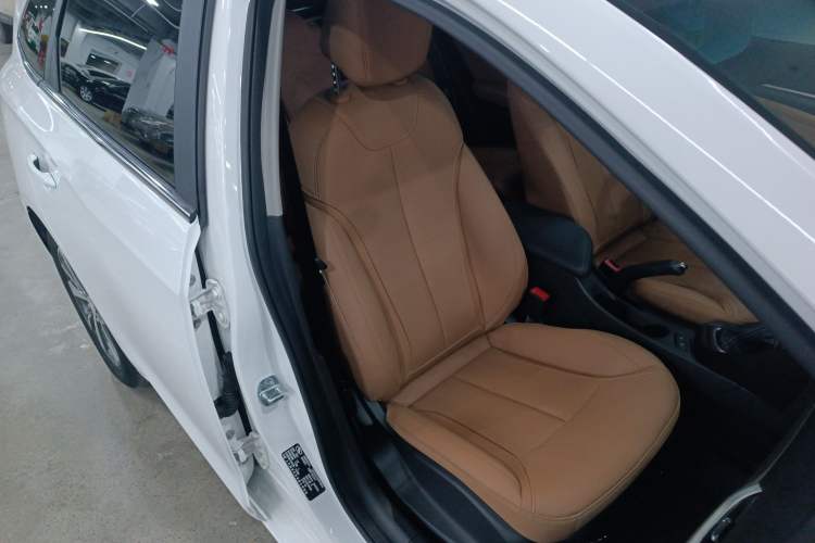 Used Buick Excelle GX 2018 18T Automatic Flagship Model Right Front Seat