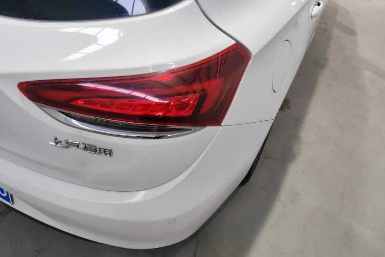 Used Buick Excelle GX 2018 18T Automatic Elite Model Right Rear Taillight