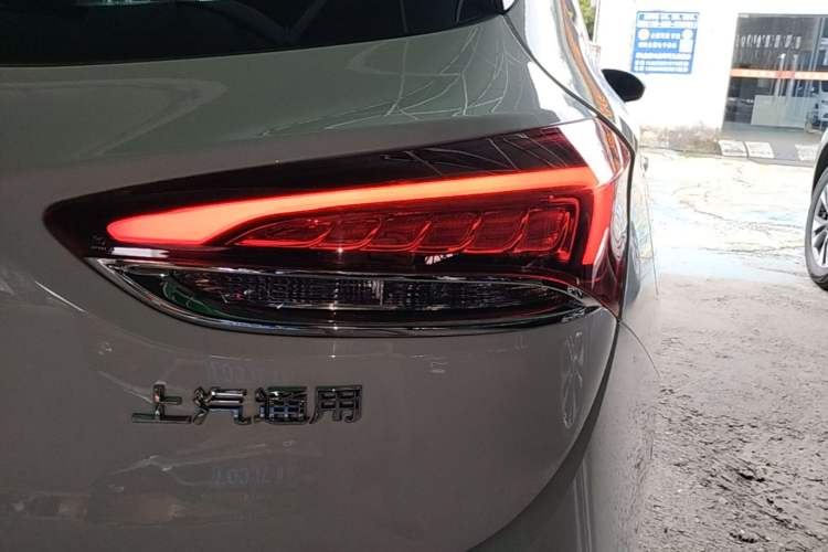 Used Buick Excelle GX 2018 18T Automatic Elite Model Right Rear Taillight