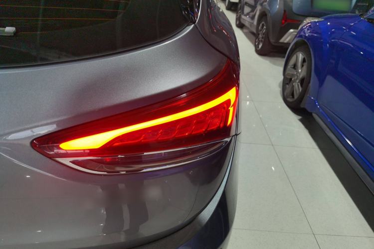 Used Buick Excelle GX 2018 18T Automatic Elite Model Right Rear Taillight