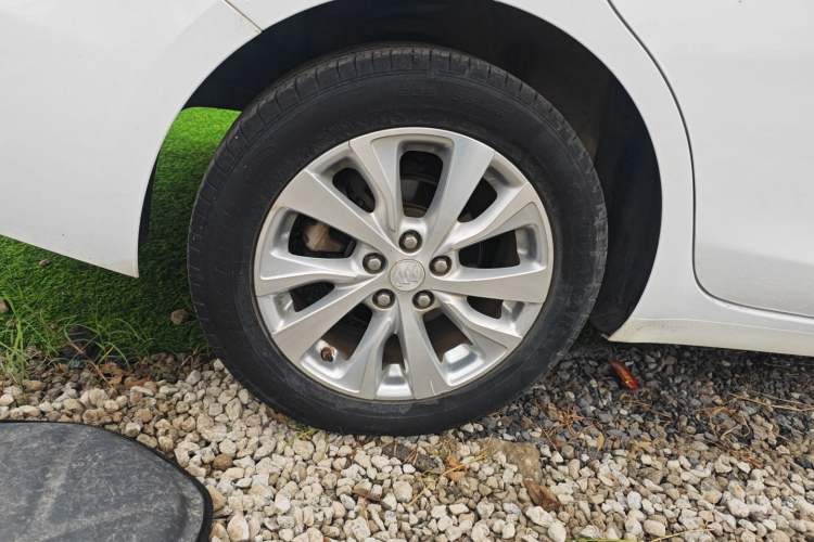 Used Buick Excelle GX 2018 15T Manual Elite Model Right Rear Wheel Hub