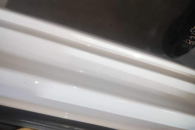 Used Buick Excelle GX 2018 18T Automatic Elite Model Right Side Sill