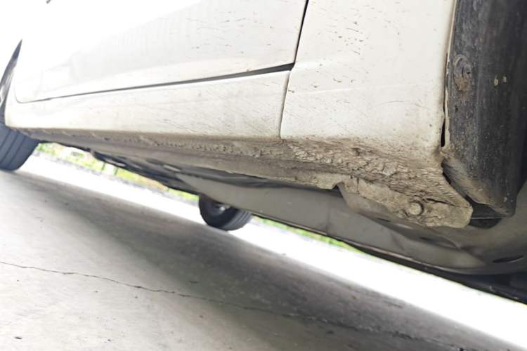 Used Buick Excelle GX 2018 18T Automatic Elite Model Right Side Sill