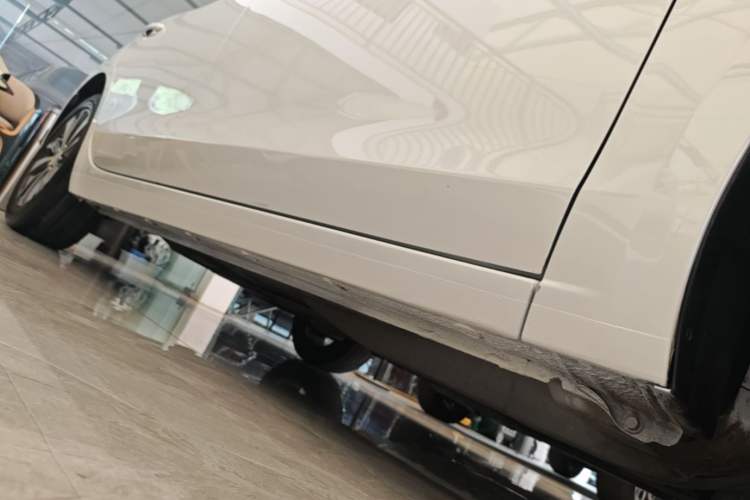Used Buick Excelle GX 2018 18T Automatic Flagship Model Right Side Sill