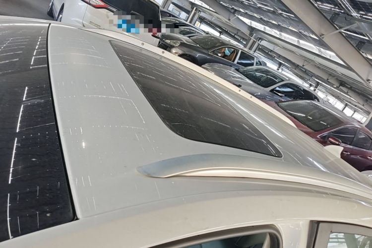 Used Buick Excelle GX 2018 18T Automatic Elite Model Roof