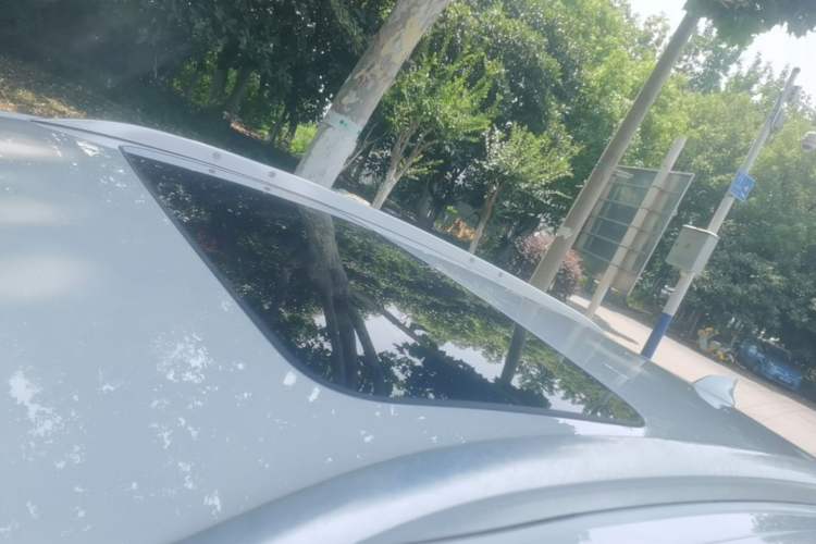 Used Buick Excelle GX 2018 18T Automatic Elite Model Roof
