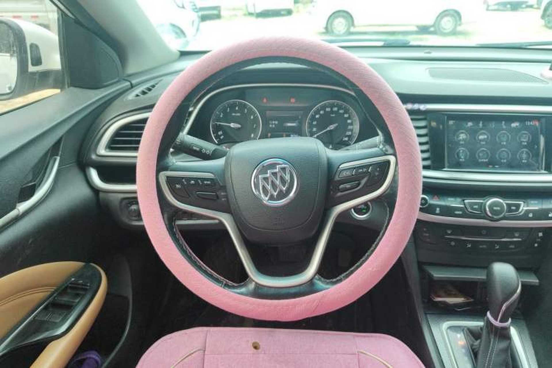 Used Buick Excelle GX 2018 18T Automatic Flagship Model Steering Wheel