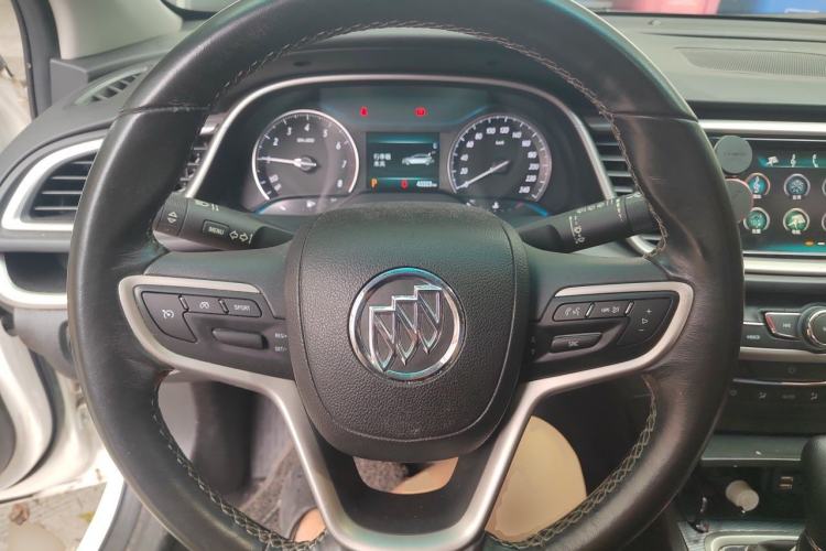 Used Buick Excelle GX 2018 18T Automatic Flagship Model Steering Wheel