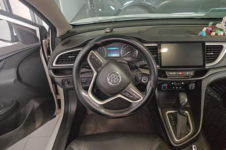 Used Buick Excelle GX 2018 18T Automatic Elite Model Steering Wheel