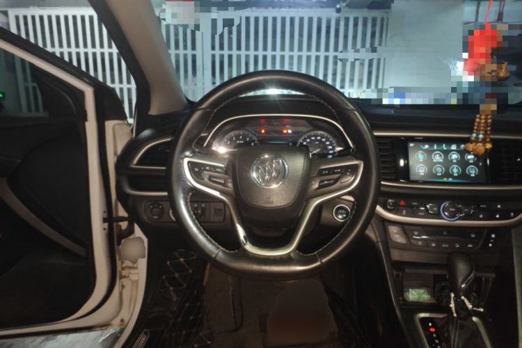 Used Buick Excelle GX 2018 18T Automatic Flagship Model Steering Wheel