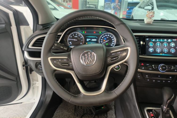 Used Buick Excelle GX 2018 18T Automatic Flagship Model Steering Wheel