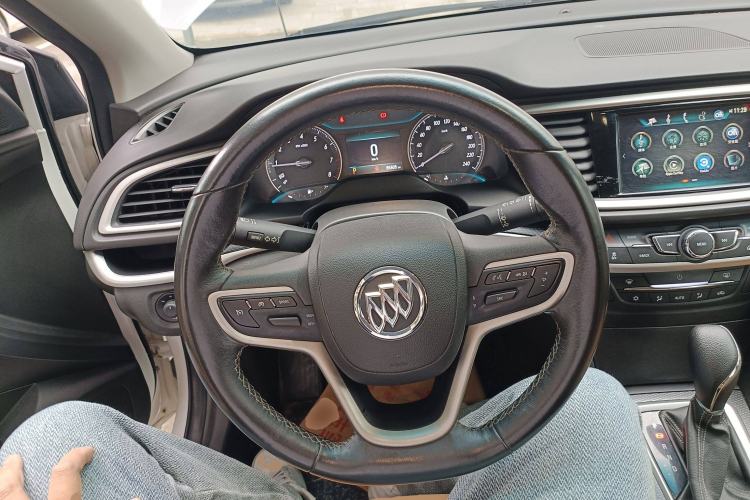 Used Buick Excelle GX 2018 18T Automatic Flagship Model Steering Wheel