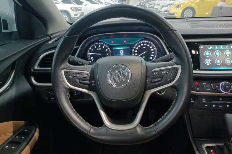 Used Buick Excelle GX 2018 18T Automatic Flagship Model Steering Wheel