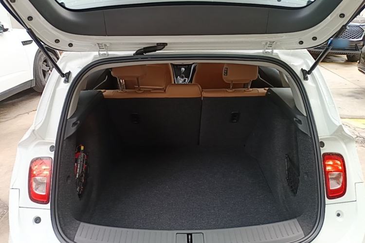 Used Buick Excelle GX 2018 18T Automatic Flagship Model Trunk