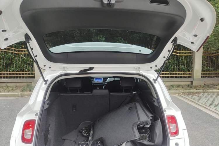 Used Buick Excelle GX 2018 18T Automatic Elite Model Trunk