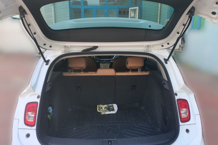 Used Buick Excelle GX 2018 18T Automatic Flagship Model Trunk
